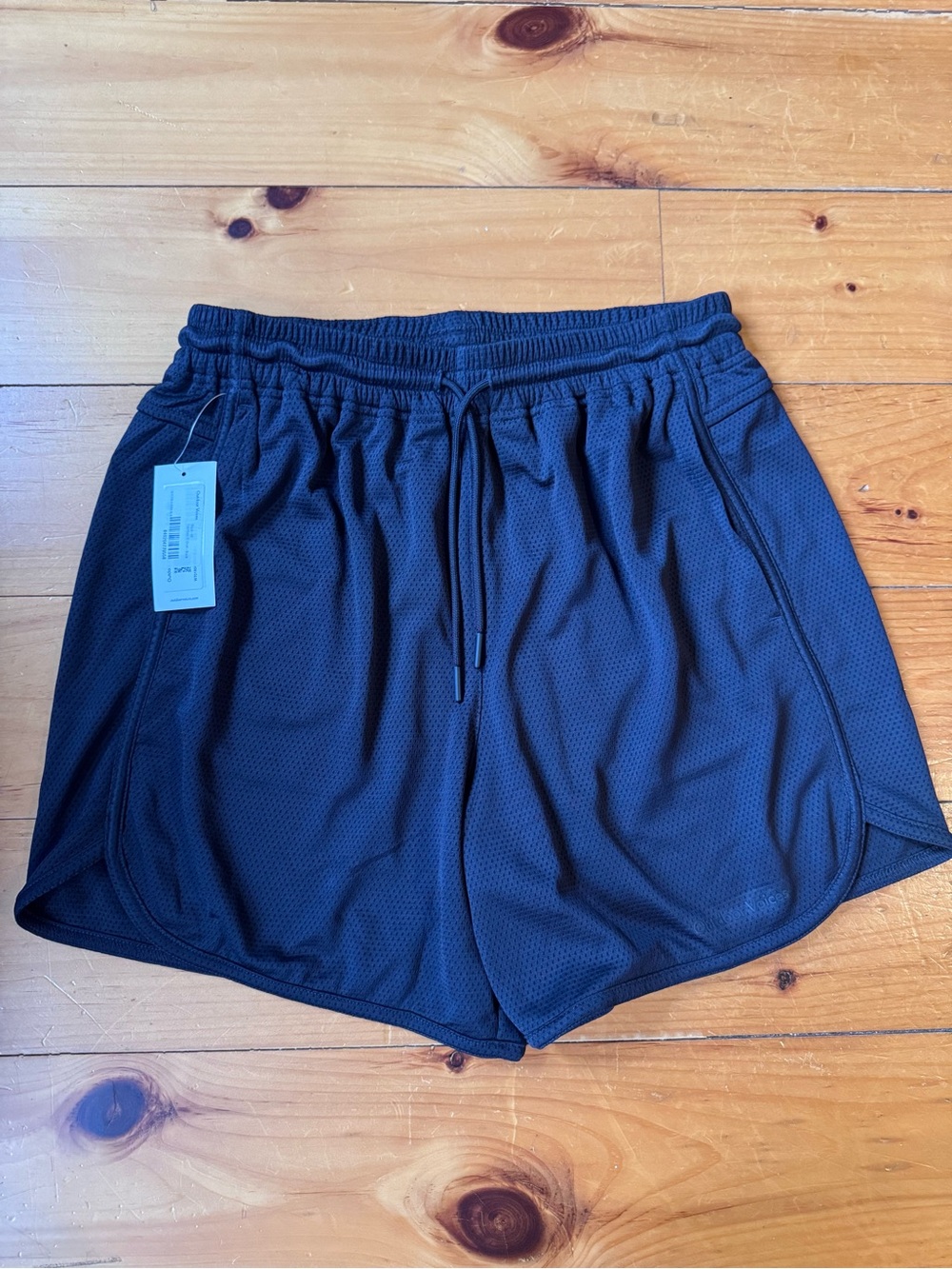 NWT Outdoor Voices 5” Black Recmesh short medium